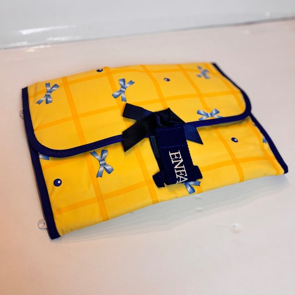 Enfamil Handbags - Vintage Enfamil Peter Rabbit Beatrix Potter Zipper Diaper Organizer Bag Easter‎